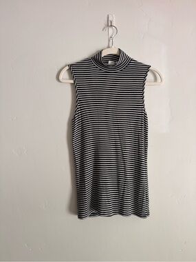 GAP Black & White Striped Sleeveless Mock Neck Top